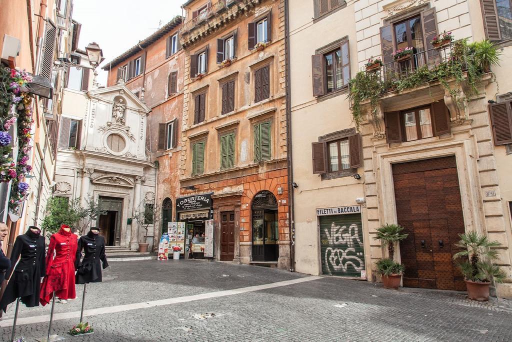 Вилла Boutique Domus Navona Librari Рим Номер фото