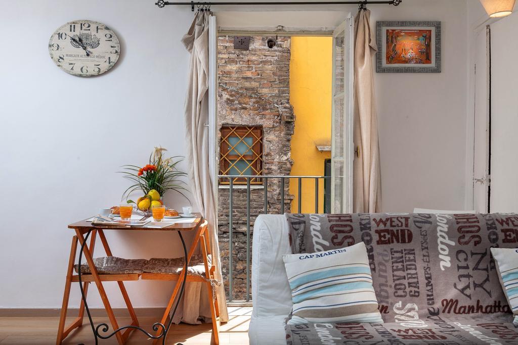 Вилла Boutique Domus Navona Librari Рим Экстерьер фото