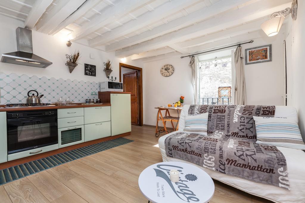 Вилла Boutique Domus Navona Librari Рим Экстерьер фото